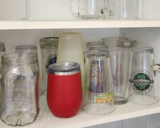 Various kitchen items