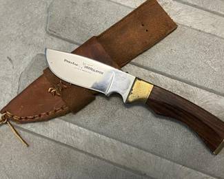 Lot 2 | Precise Deer Slayer Bowie Hunting Knife w Sheath