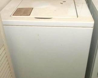 133 - Whirlpool Washing Machine - 42" x 27" x 28" You are buying a used as-is electric/electronic item. We do not guarantee all components are present, and if it is not expressly stated, it is untested.
