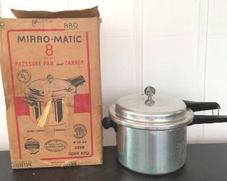 334 - Mirro-Matic 8 Qt Pressure Canner with Box