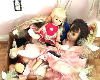 43 - Lot of Assorted Dolls