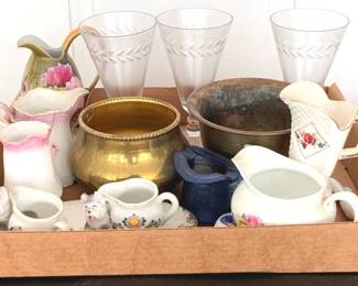 193 - Tray Lot of Assorted Items