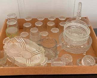 185 - Tray Lot of Assorted Glass Items