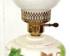 176 - Hand Painted Glass Electrified Oil Lamp - 19" Tall You are buying a used as-is electric/electronic item. We do not guarantee all components are present, and if it is not expressly stated, it is untested.