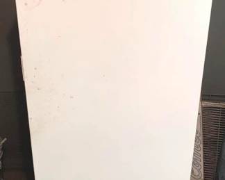 209 - Sears Roebuck Refrigerator - 58" x 28" x 29" You are buying a used as-is electric/electronic item. We do not guarantee all components are present, and if it is not expressly stated, it is untested.