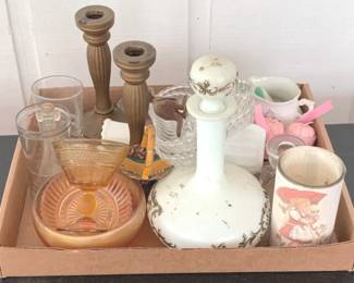 310 - Tray Lot of Assorted Items