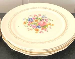 341 - Lot of Assorted Vintage Dishes
