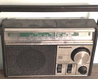 13 - Panasonic Portable Radio - 9" x 7" x 4" You are buying a used as-is electric/electronic item. We do not guarantee all components are present, and if it is not expressly stated, it is untested.