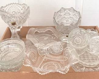 258 - Tray Lot of Assorted Glass Items
