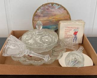 208 - Tray Lot of Assorted Items