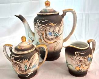 4272 - Moriage Dragonware 3 Pc Tea Set 6.5" tall
