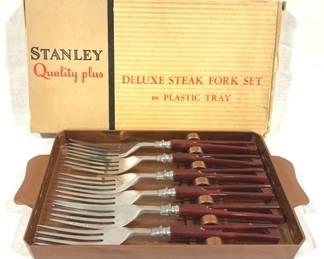 3514 - Stanley Deluxe Steak Fork Set in Plastic Tray