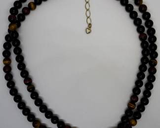522 - Glass Beaded Necklace