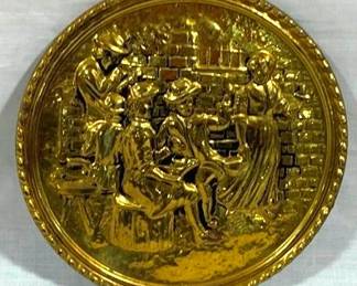 9318 - Brass 8" Molded Colonial Wall Plaque