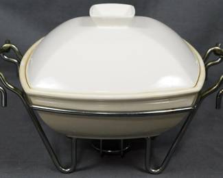 820 - Covered Dish with Stand