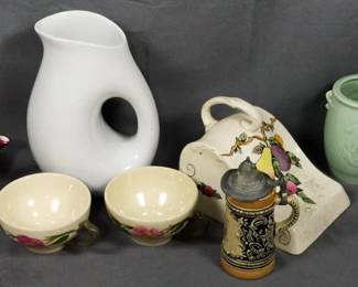 819 - Assorted Vintage Items