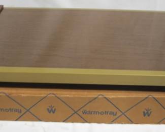 8030 - Vintage Warm-O-Tray w / Box - 17.5" x 11" You are buying a used as-is electric/electronic item. We do not guarantee all components are present, and if it is not expressly stated, it is untested.