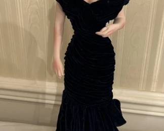 2002 - Diana Princess of Wales Porcelain Doll, 19" With Certificate of Authenticity from Ashton Drake Galleries