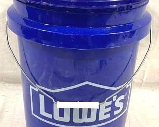 9699 - Lowes Plastic Bucket & Lid - 12" x 14"