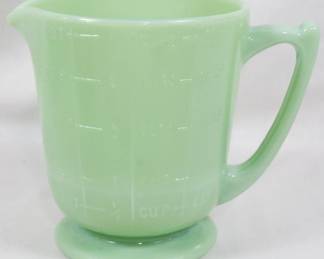 1080 - Jadeite Measuring Cup 5.5"