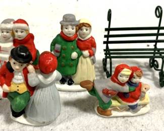 4252 - Department 56 Figures & Bench in Box