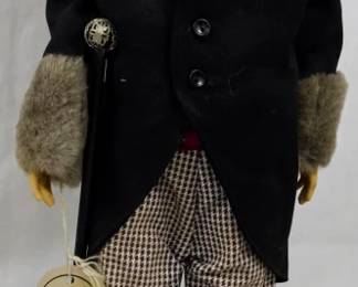 908 - W.C. Fields Figure 16"
