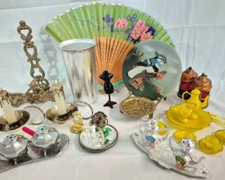 4289 - Box Lot of Assorted Items