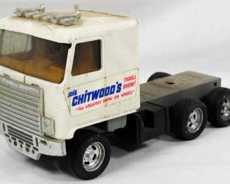 1025 - Vintage Chitwoods Truck 4x9x4