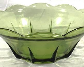 9881 - Anchor Hocking Avocado 8" Serving Bowl