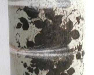 8239 - Large Metal Canister w/ Lid - 22" x 9"