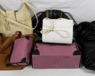 711 - Assorted Purses