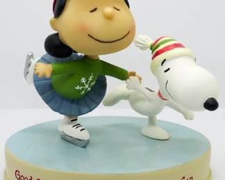 1131 - Hallmark Peanuts Figure 5.5"