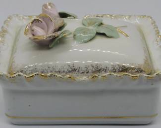 1167 - Decorative Porcelain Container 2x5x4