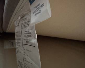 Queen tempur-pedic bed