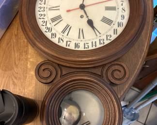 Howard Miller clock not tested