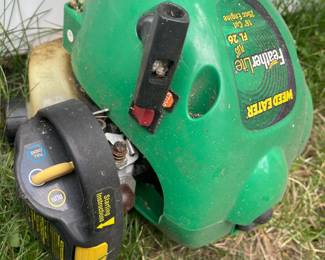 WEED EATER, FeatherLite, Gas Trimmer