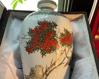 Large, Beautiful, & Surprisingly Lightweight--Chinese Vase in Original Gift-Box!
