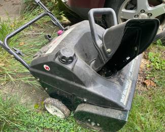 Nice LQQking Snow Blower
