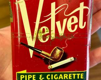 Velvet Tobacco tin can