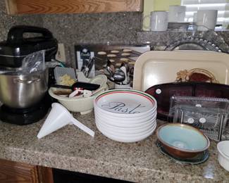 Kitchen: Pasta set, utensils, trays, pottery, glass trays and stand mixer