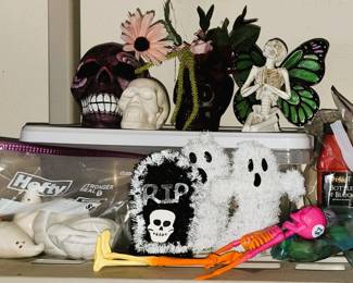 Halloween Decor