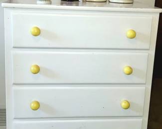 Basic white 5-drawer chest, boy/girl figurine lamps