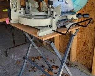 1 MAKITA LS1214L Slide Compound Saw