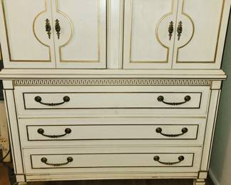French chest of drawers