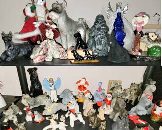 Figurines
