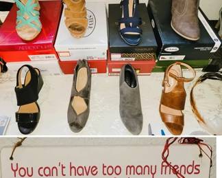 Woman's shoes 8.5