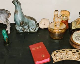 Animal figurines