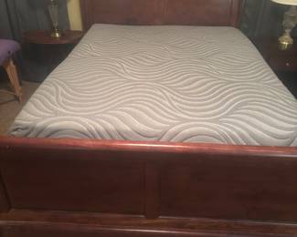 Queen sleigh bed w mattress set
