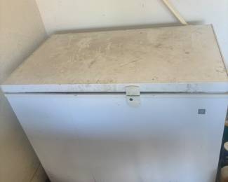 GE freezer