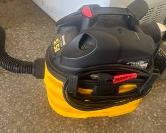 Shop vac 5 gallons
